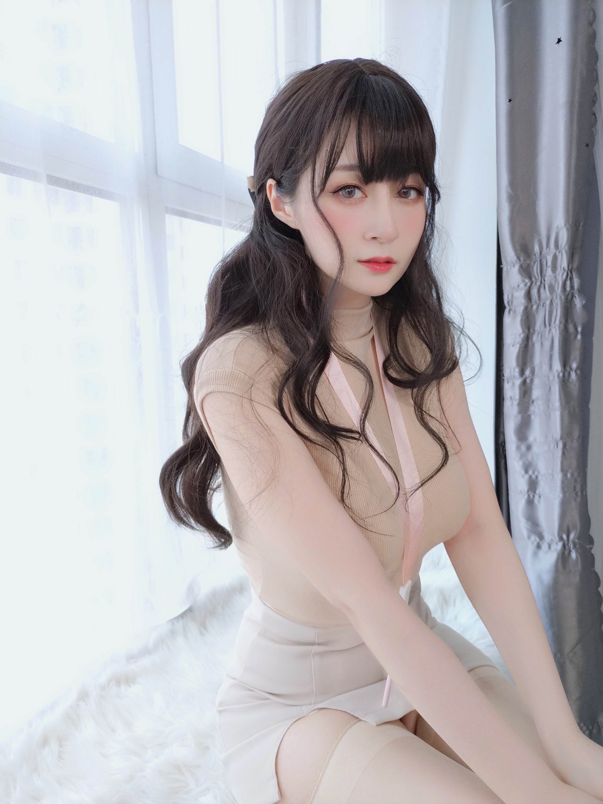 白银81 – NO.104 会社の後輩[22P2V]-XikXak